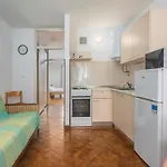 Peskera Apartments Tomicic