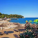 Peskera Apartments Tomicic